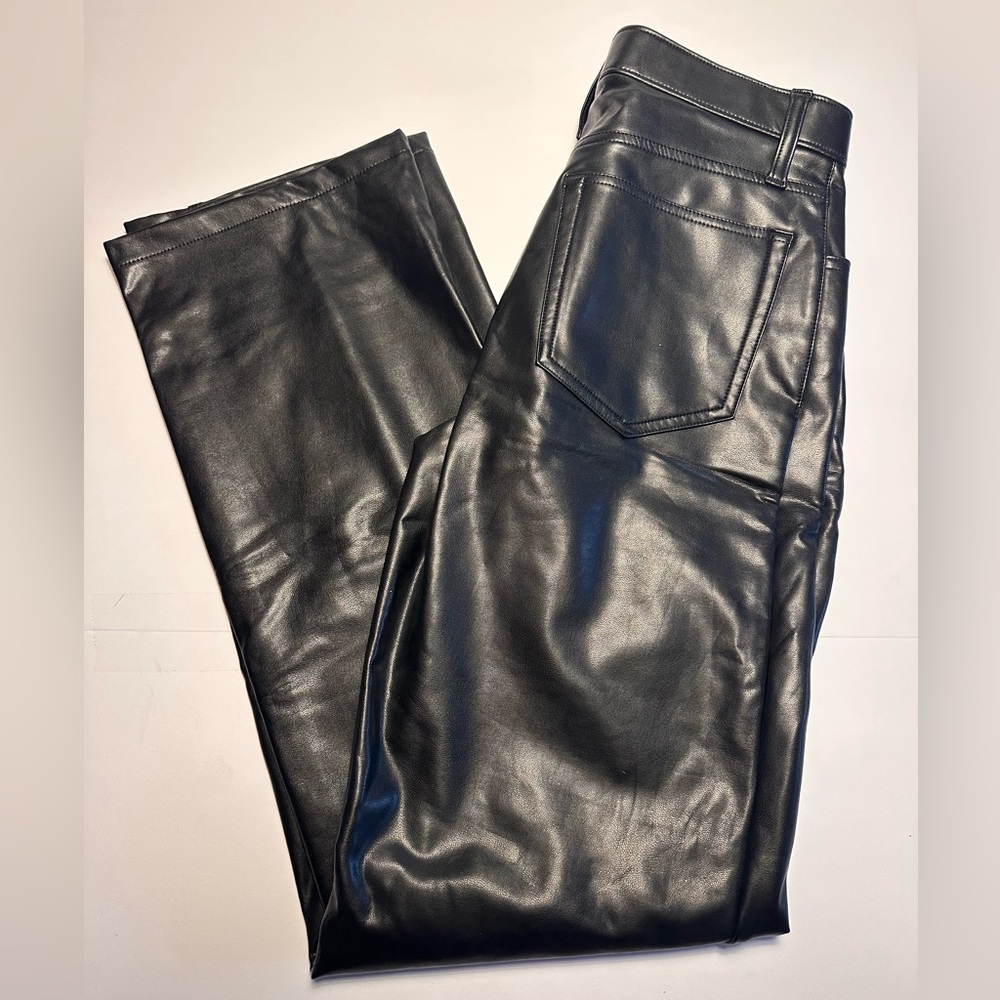NWOT Abercrombie & Fitch Vegan Leather 90s Relaxed High Rise